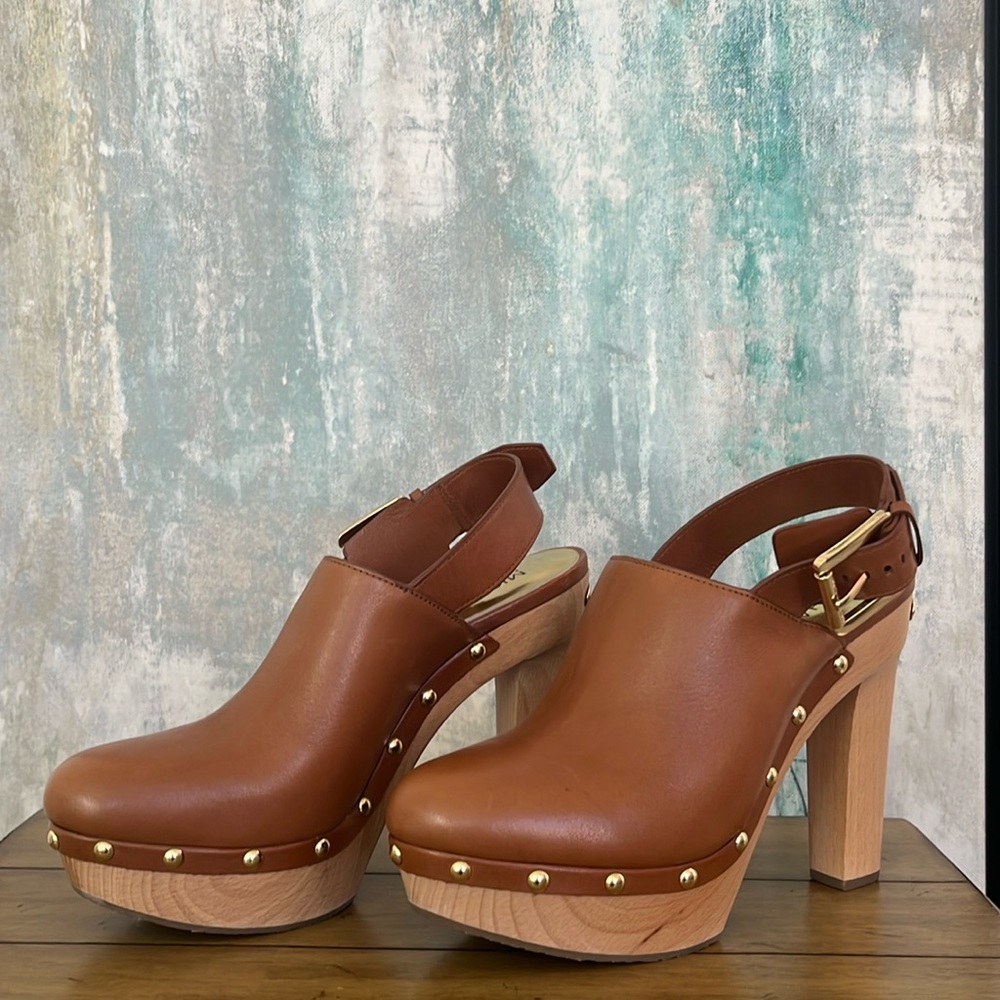 NWOT MICHAEL Michael Kors Adjustable Leather Studded Platform Slingback